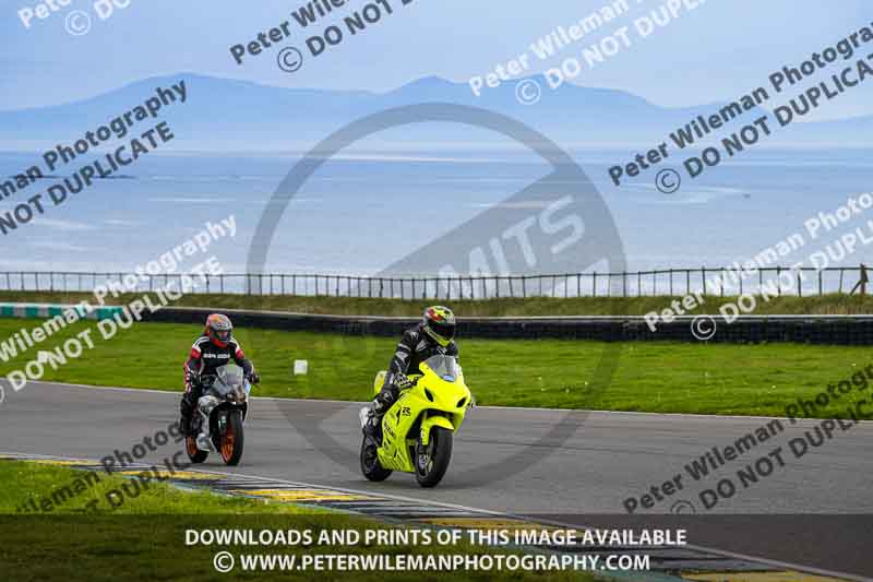 anglesey no limits trackday;anglesey photographs;anglesey trackday photographs;enduro digital images;event digital images;eventdigitalimages;no limits trackdays;peter wileman photography;racing digital images;trac mon;trackday digital images;trackday photos;ty croes